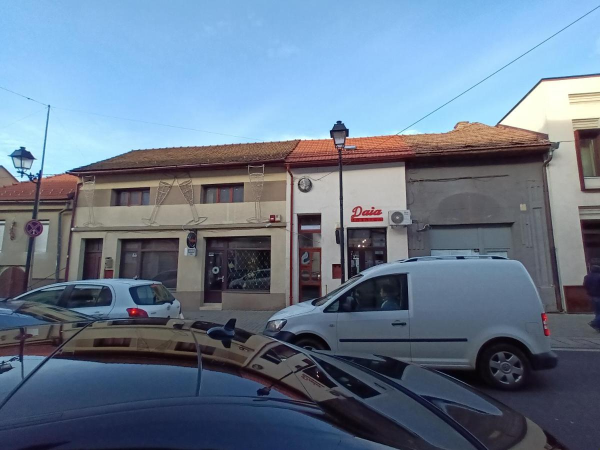 Old Town Studio Apartments Baia Mare Exterior foto