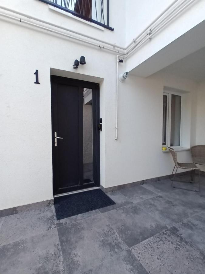 Old Town Studio Apartments Baia Mare Exterior foto