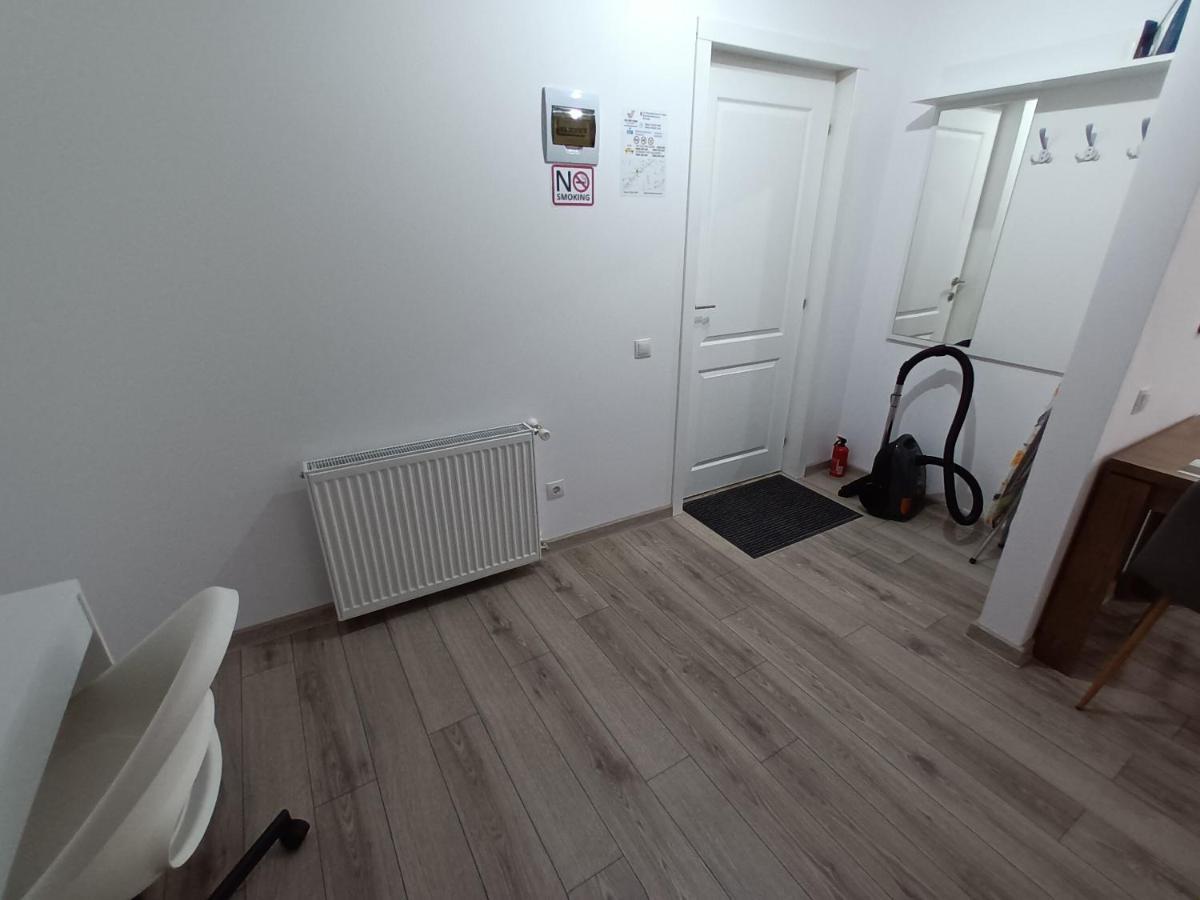 Old Town Studio Apartments Baia Mare Exterior foto